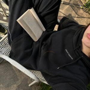 hoodie 01 a