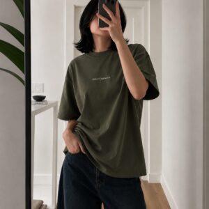 100% cotton classic oversized tee | 2001